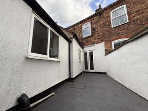 Photo 15- click for photo gallery